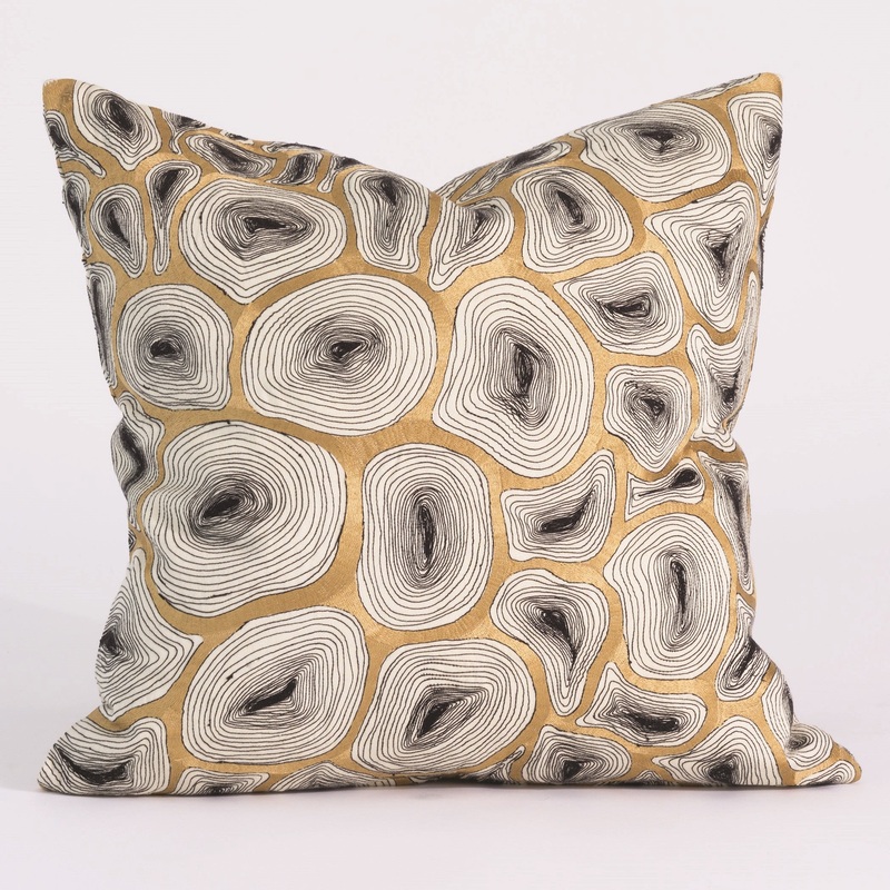 Agate Pillow Black/Gold